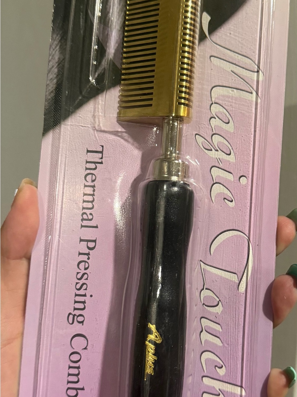 APL Magic Touch Pressing Comb Set in Black and White